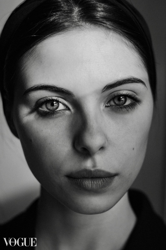Vogue X @artesinedie editorial portrait